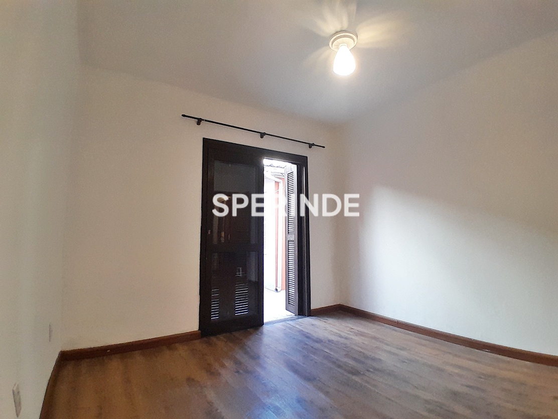 Apartamento para alugar com 66m², 2 quartos no bairro Azenha em Porto Alegre