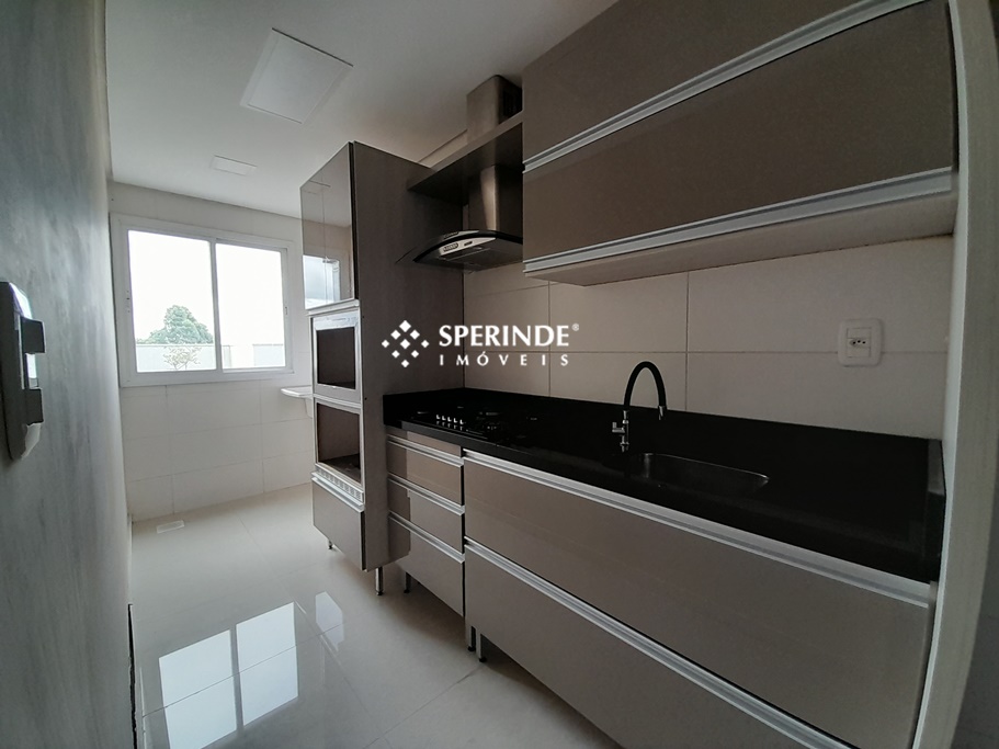 Apartamento para alugar com 52m², 2 quartos, 1 vaga no bairro Santa Catarina em Caxias do Sul