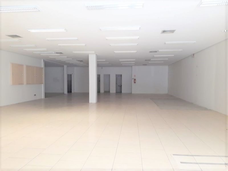 Casa Comercial para alugar com 284m², 1 quarto no bairro Partenon em Porto Alegre