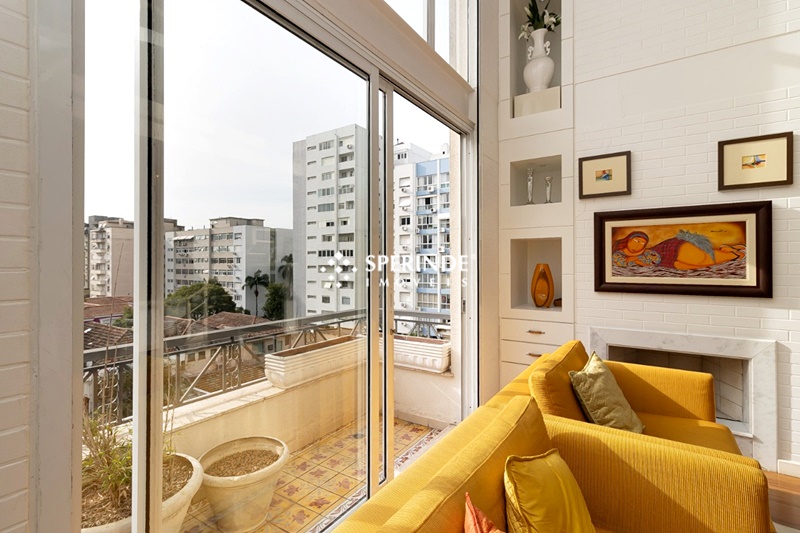 Apartamento 1 dormitório, 77 m², no bairro Moinhos De Vento em Porto Alegre
