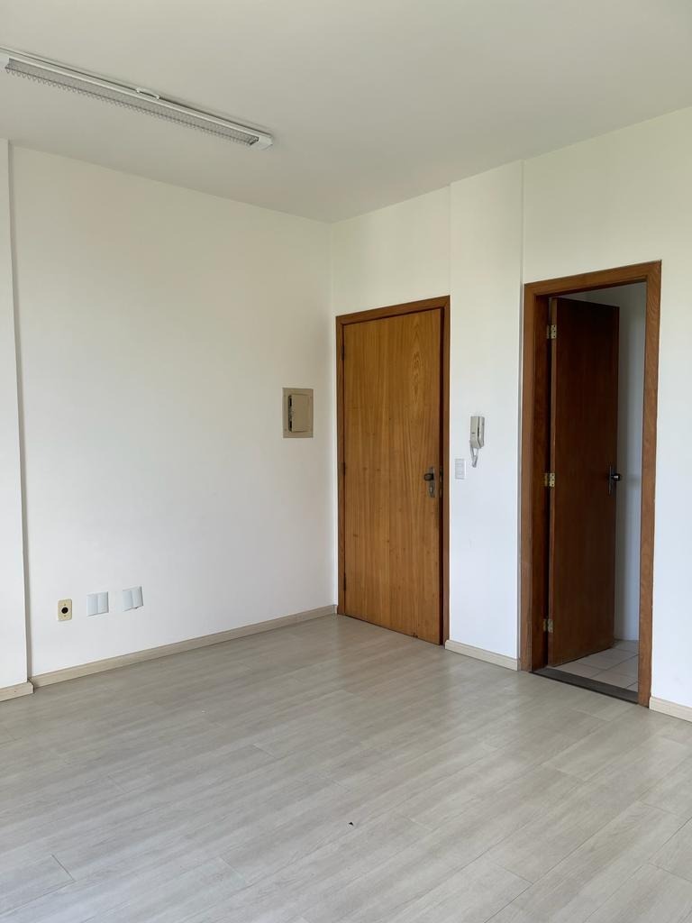 Sala para alugar com 30m² no bairro São João em Porto Alegre