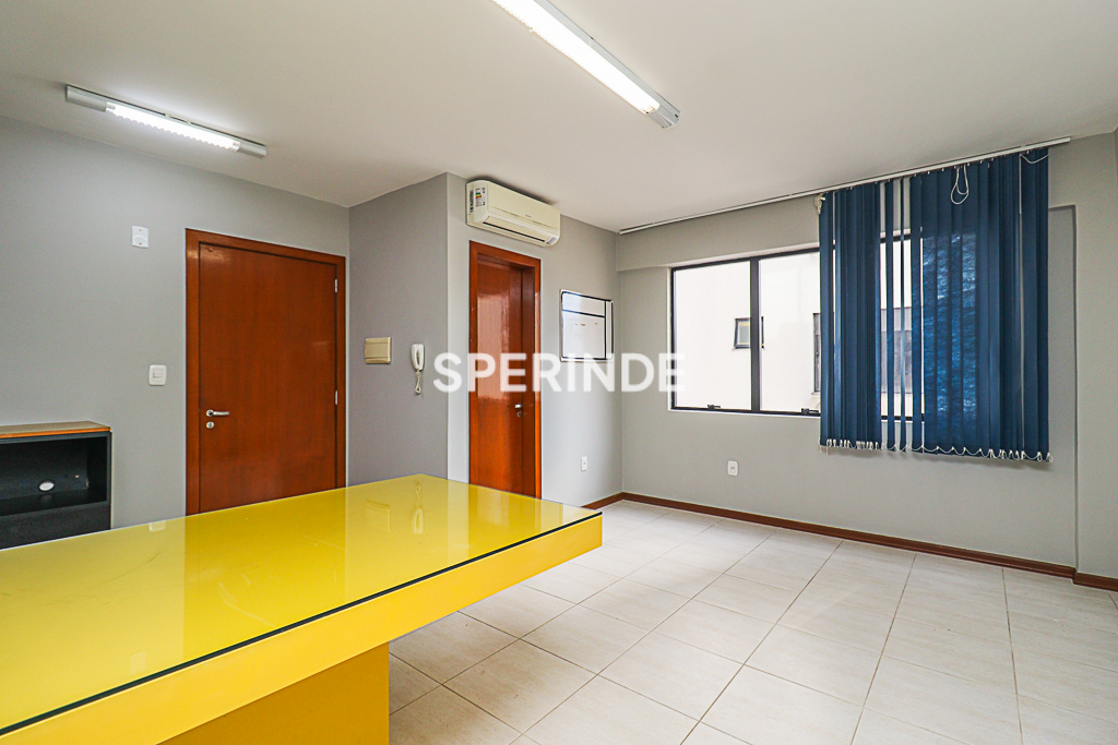 Sala para alugar com 31m² no bairro Passo d'Areia em Porto Alegre