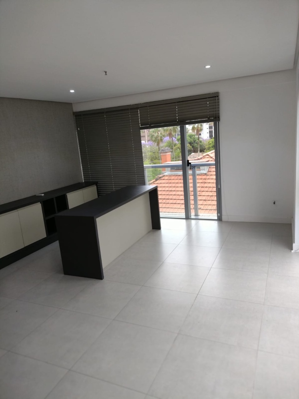 Sala para alugar com 88m² no bairro Moinhos de Vento em Porto Alegre