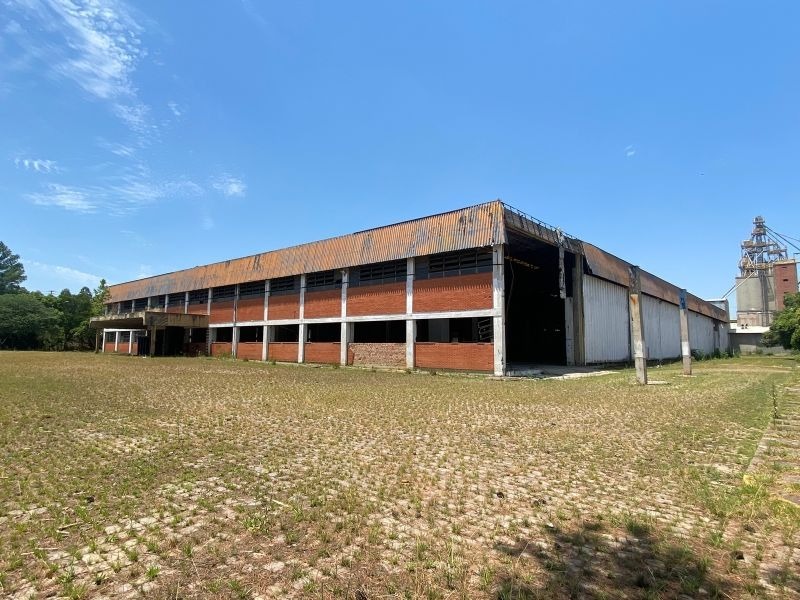 Pavilhão para alugar com 6.452m², 1 quarto no bairro São José em Canoas