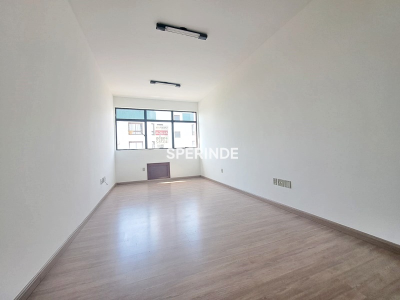 Sala para alugar com 23m² no bairro Passo d'Areia em Porto Alegre