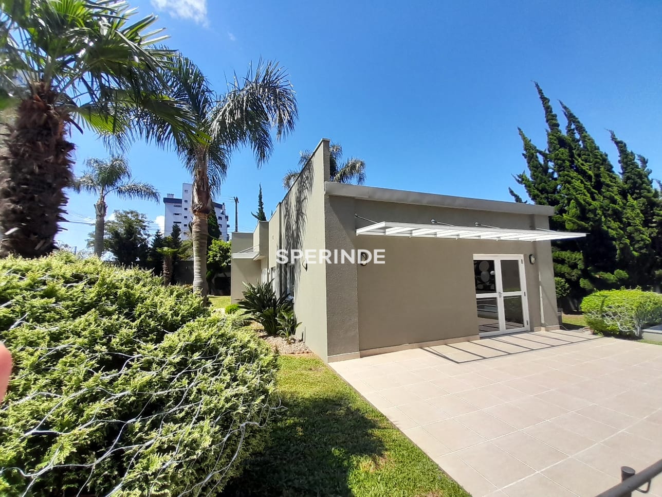 Apartamento para alugar com 125m², 3 quartos, 2 vagas no bairro Universitario em Caxias do Sul