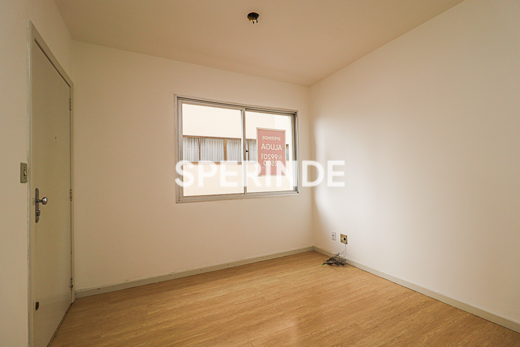 Apartamento para alugar com 60m², 2 quartos, 1 vaga no bairro Mont Serrat em Porto Alegre