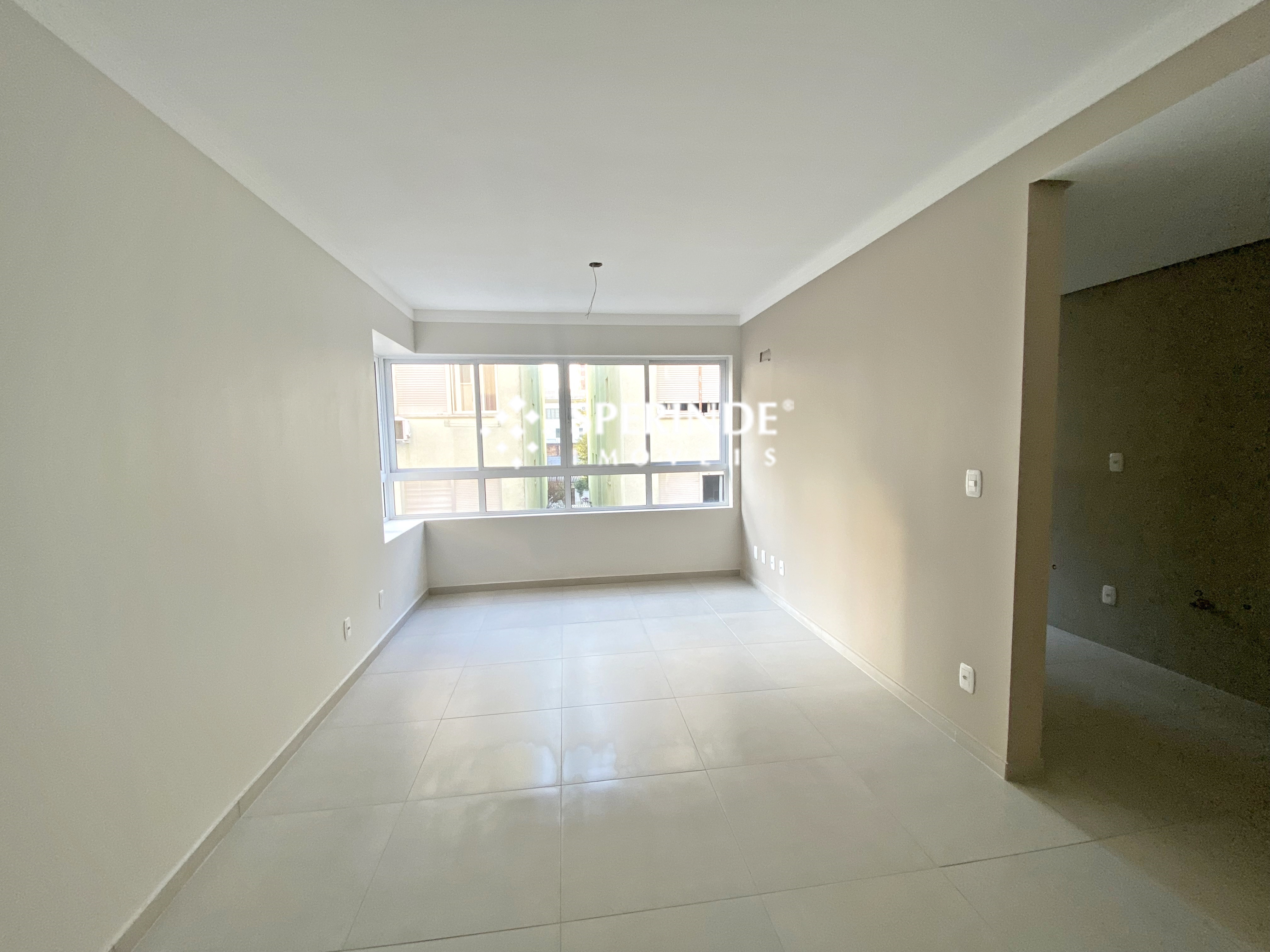 Apartamento para alugar com 50m², 1 quarto, 1 vaga no bairro Bom Jesus em Porto Alegre