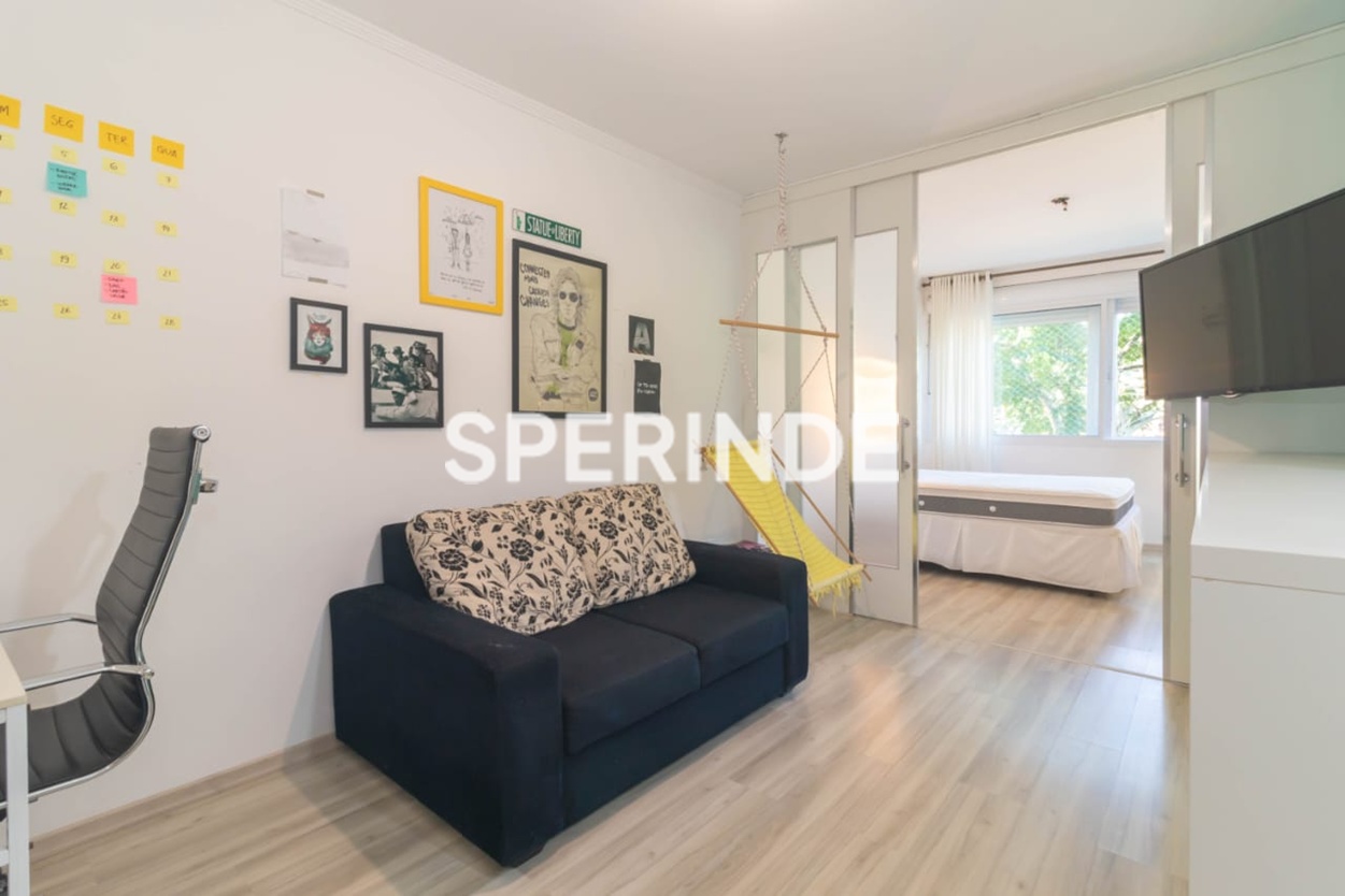 Apartamento para alugar com 50m², 1 quarto, 1 vaga no bairro Cristo Redentor em Porto Alegre