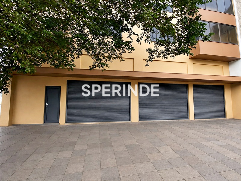Loja para alugar com 434m² no bairro Passo d'Areia em Porto Alegre