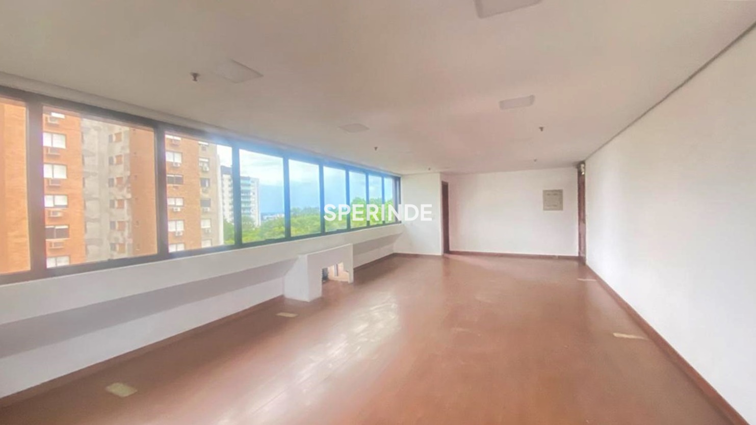 Sala para alugar com 52m² no bairro Mont Serrat em Porto Alegre