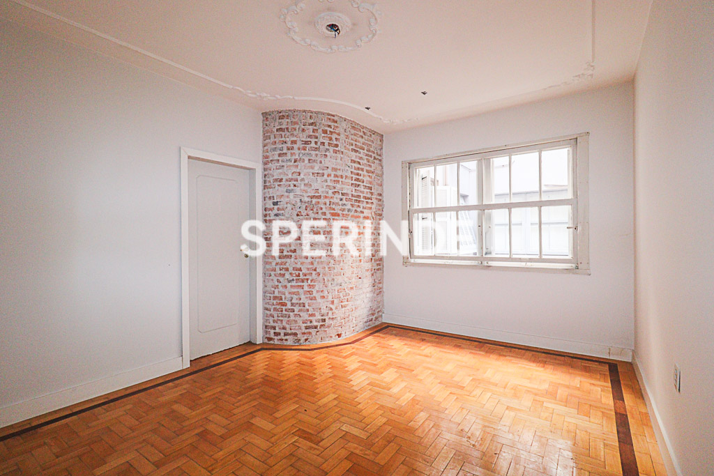 Apartamento para alugar com 80m², 3 quartos no bairro Auxiliadora em Porto Alegre