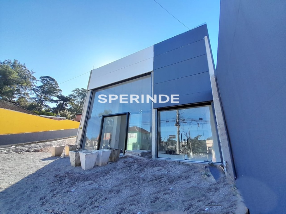 Loja para alugar com 500m², 2 vagas no bairro Medianeira em Caxias do Sul