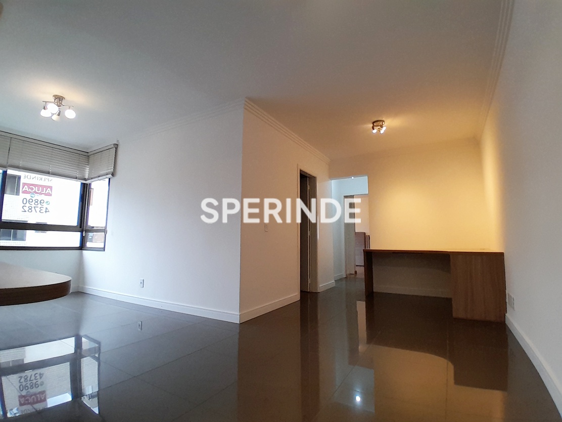 Apartamento para alugar com 122m², 3 quartos, 2 vagas no bairro Santana em Porto Alegre