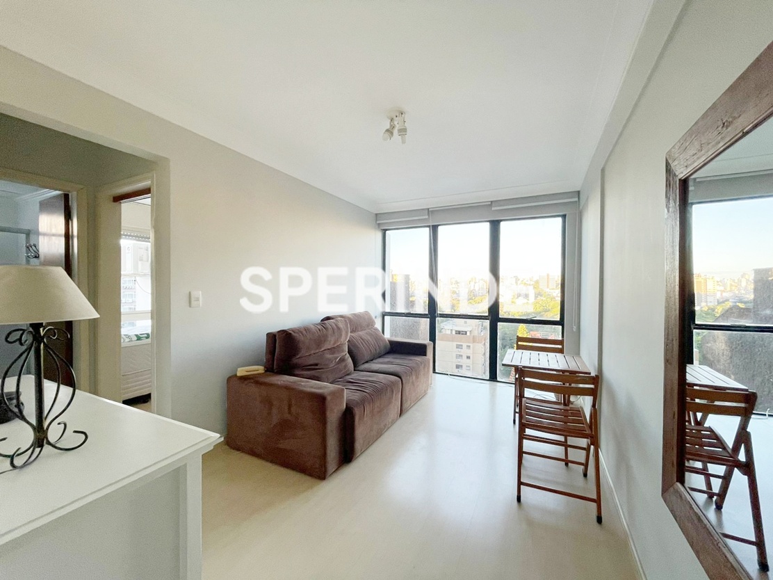 Apartamento para alugar com 58m², 1 quarto, 1 vaga no bairro Moinhos de Vento em Porto Alegre
