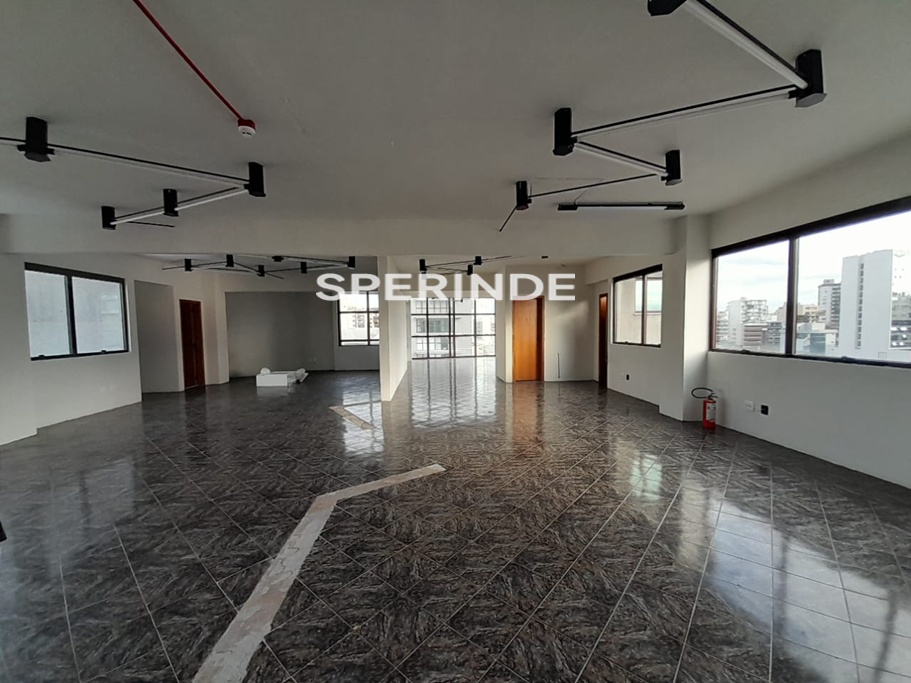 Sala para alugar com 150m², 1 vaga no bairro São Pelegrino em Caxias do Sul