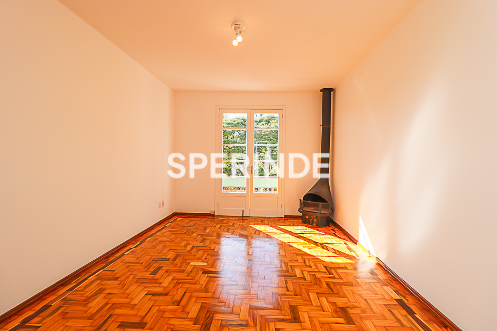 Apartamento para alugar com 63m², 2 quartos no bairro Rio Branco em Porto Alegre