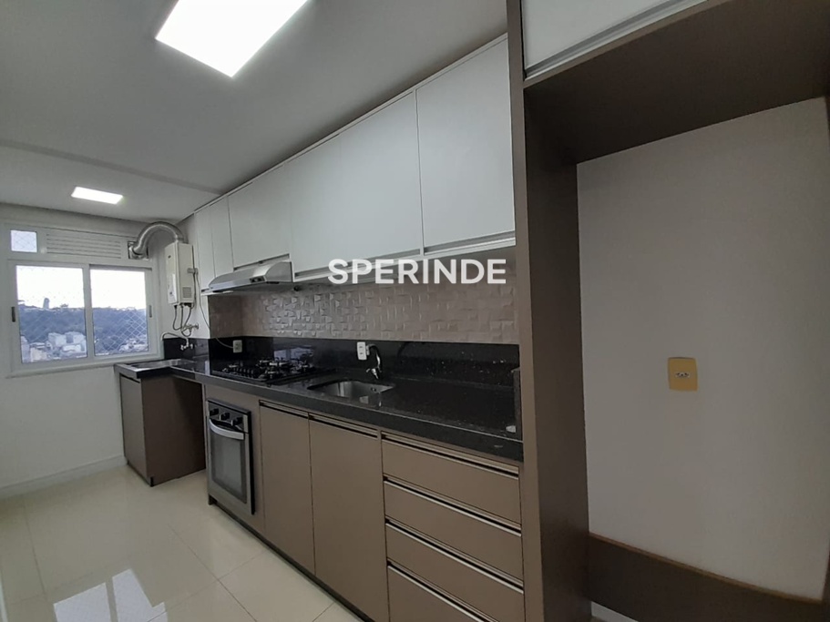 Apartamento para alugar com 70m², 2 quartos, 2 vagas no bairro Santa Catarina em Caxias do Sul