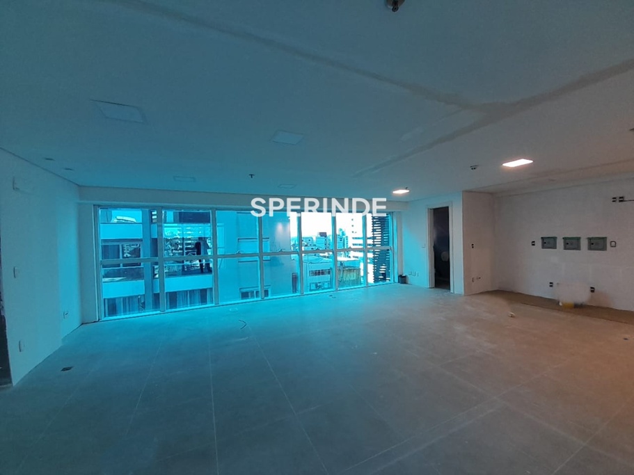 Sala para alugar com 60m², 1 vaga no bairro Cinquentenário em Caxias do Sul