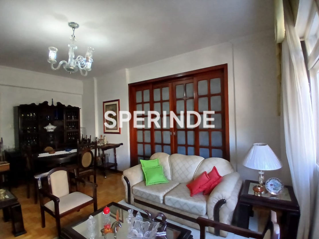 Apartamento para alugar com 100m², 3 quartos no bairro Rio Branco em Porto Alegre
