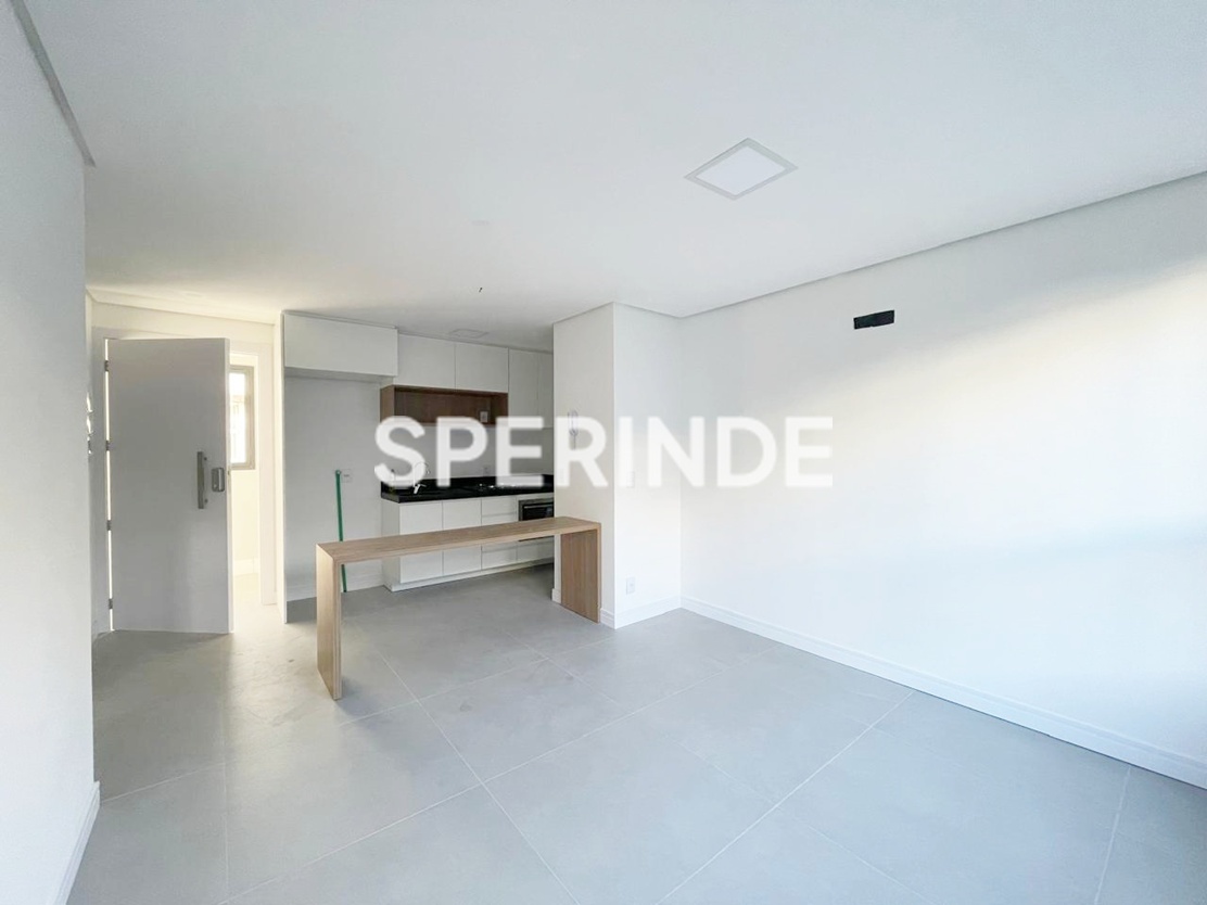 Apartamento para alugar com 37m², 1 quarto, 1 vaga no bairro Rio Branco em Porto Alegre