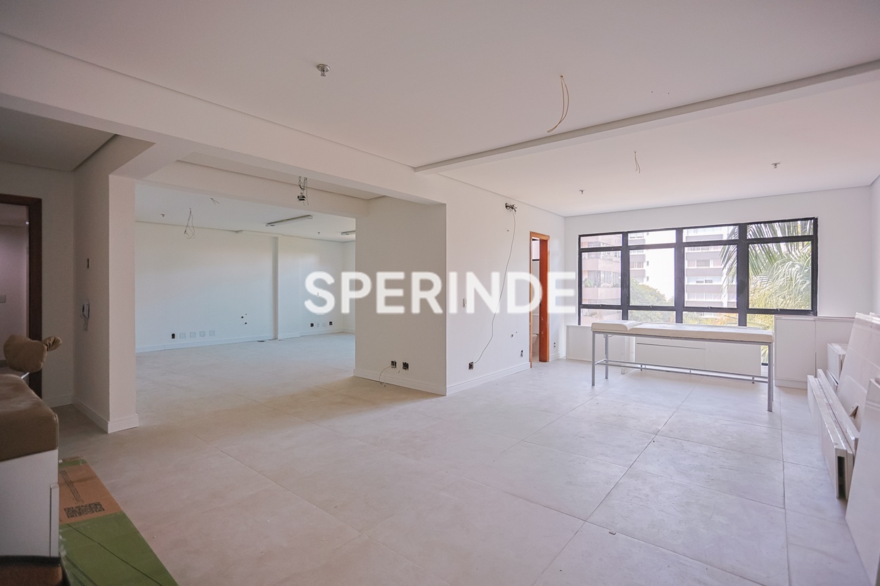 Conjunto para alugar com 100m² no bairro Auxiliadora em Porto Alegre