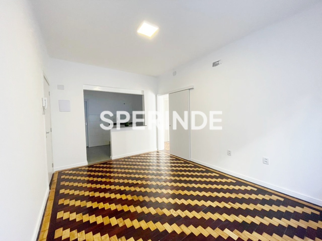 Apartamento para alugar com 107m², 2 quartos, 1 vaga no bairro Rio Branco em Porto Alegre