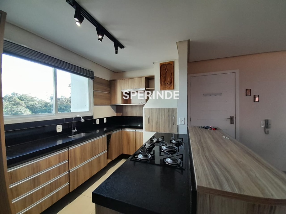 Apartamento para alugar com 170m², 3 quartos, 3 vagas no bairro Vinhedos em Caxias do Sul