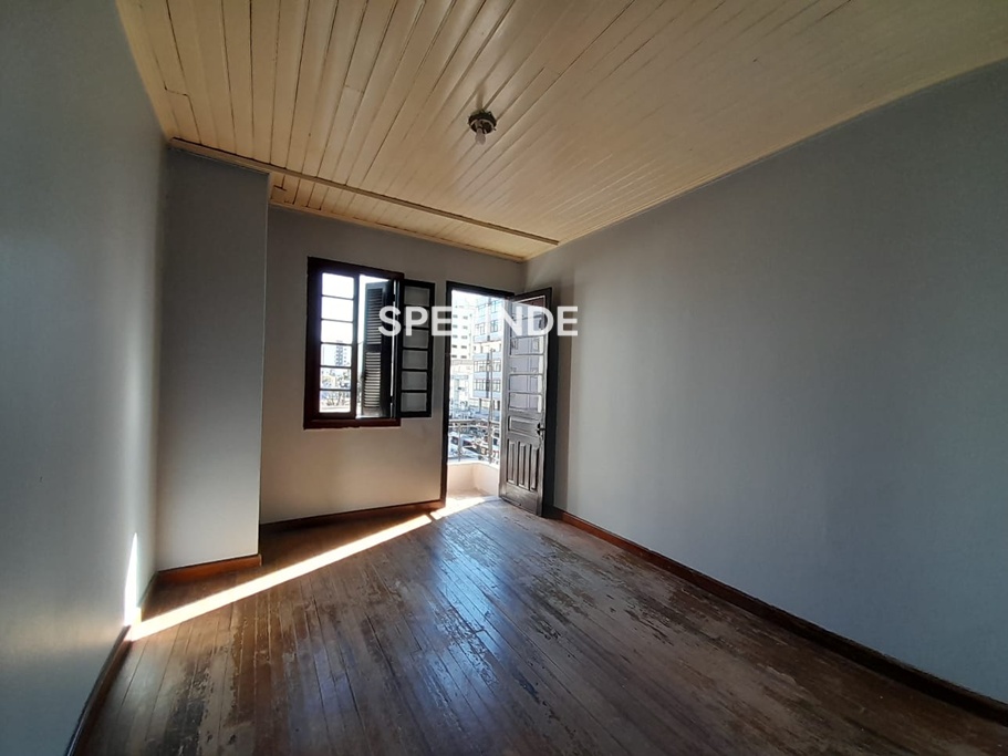 Apartamento para alugar com 90m², 2 quartos no bairro São Pelegrino em Caxias do Sul