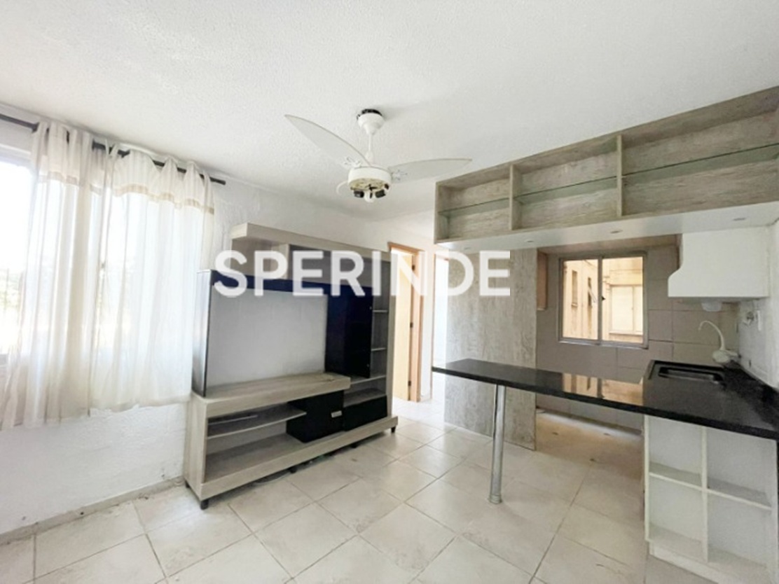 Apartamento para alugar com 43m², 2 quartos no bairro Cavalhada em Porto Alegre