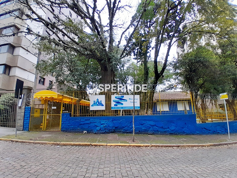 Casa Comercial para alugar no bairro Rio Branco em Porto Alegre