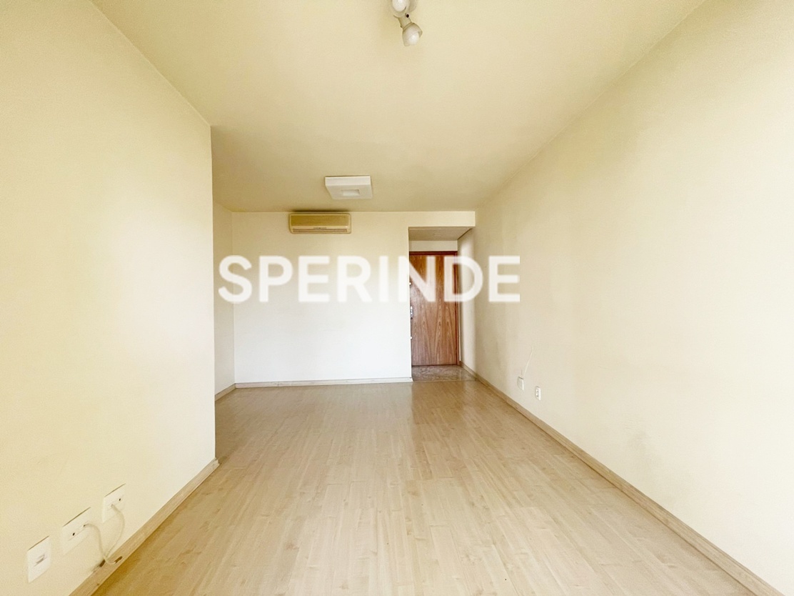 Apartamento para alugar com 70m², 2 quartos, 1 vaga no bairro Jardim Botânico em Porto Alegre