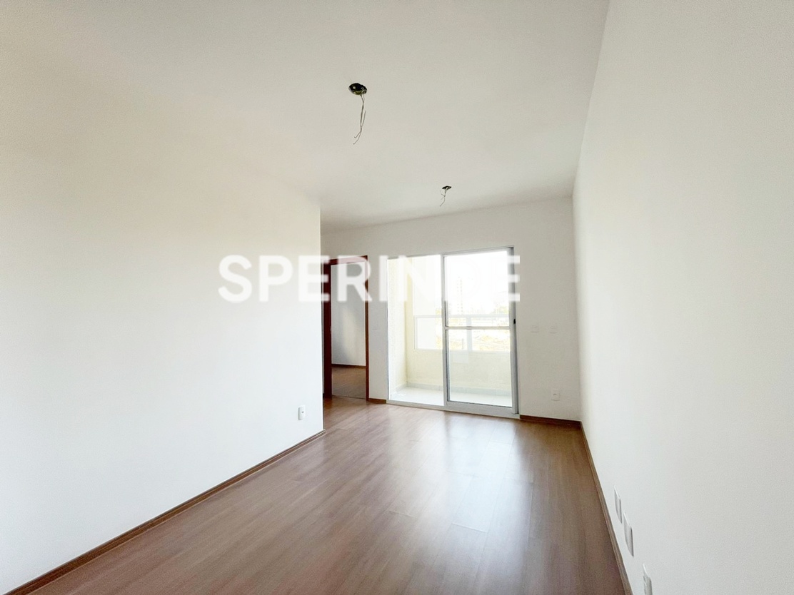 Apartamento para alugar com 45m², 2 quartos, 1 vaga no bairro Costa e Silva em Porto Alegre