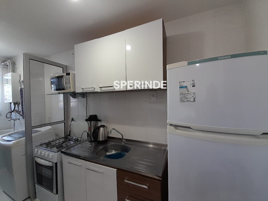 Apartamento para alugar com 65m², 2 quartos, 1 vaga no bairro Lurdes em Caxias do Sul