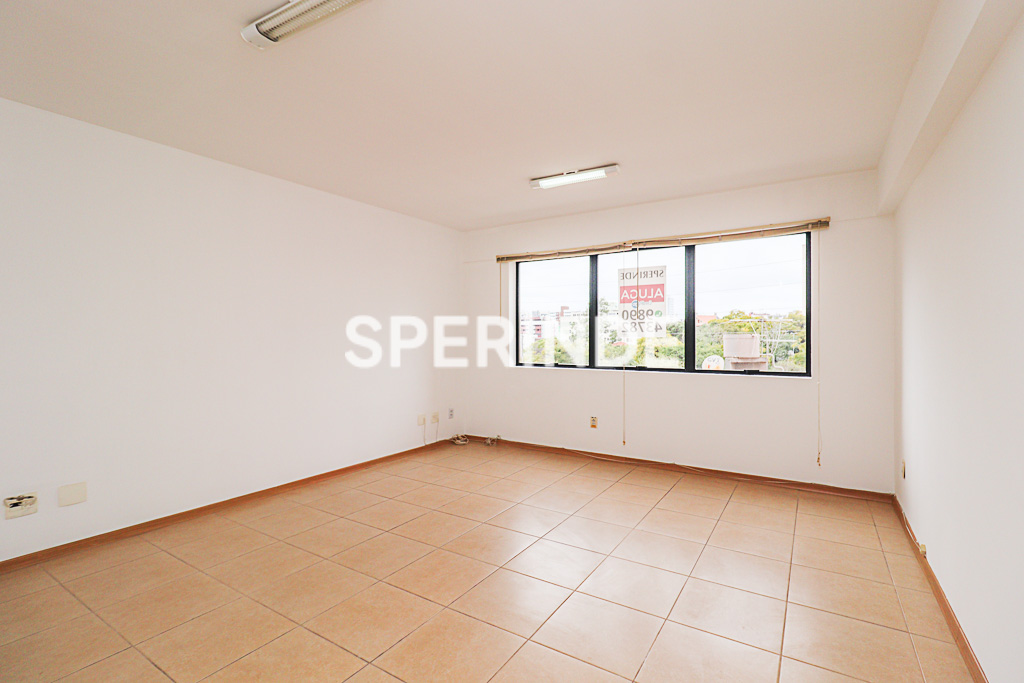 Sala para alugar com 45m² no bairro Passo d'Areia em Porto Alegre