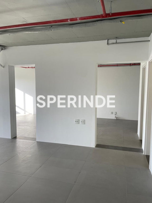 Sala para alugar com 119m² no bairro São João em Porto Alegre
