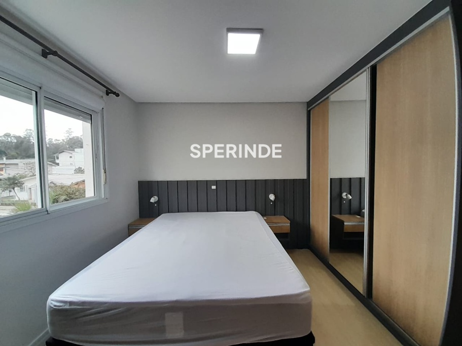 Apartamento para alugar com 65m², 2 quartos, 1 vaga no bairro Vinhedos em Caxias do Sul