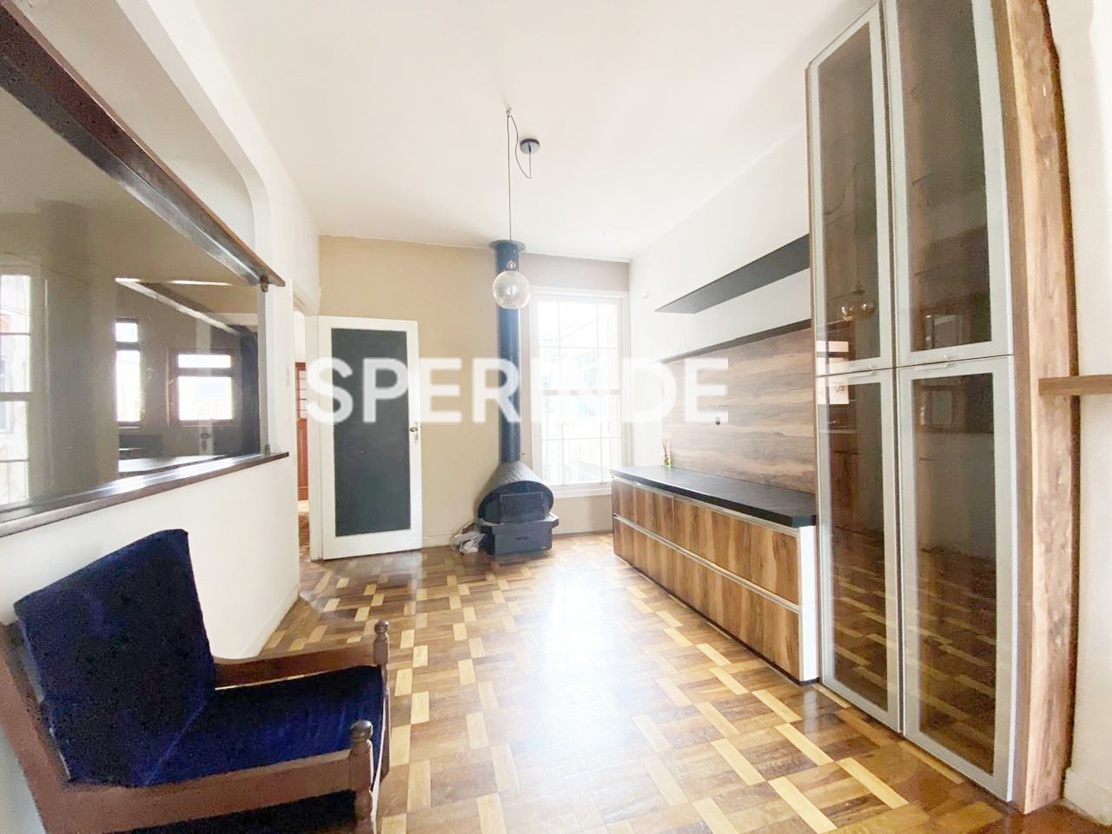 Apartamento para alugar com 74m², 2 quartos no bairro Petrópolis em Porto Alegre