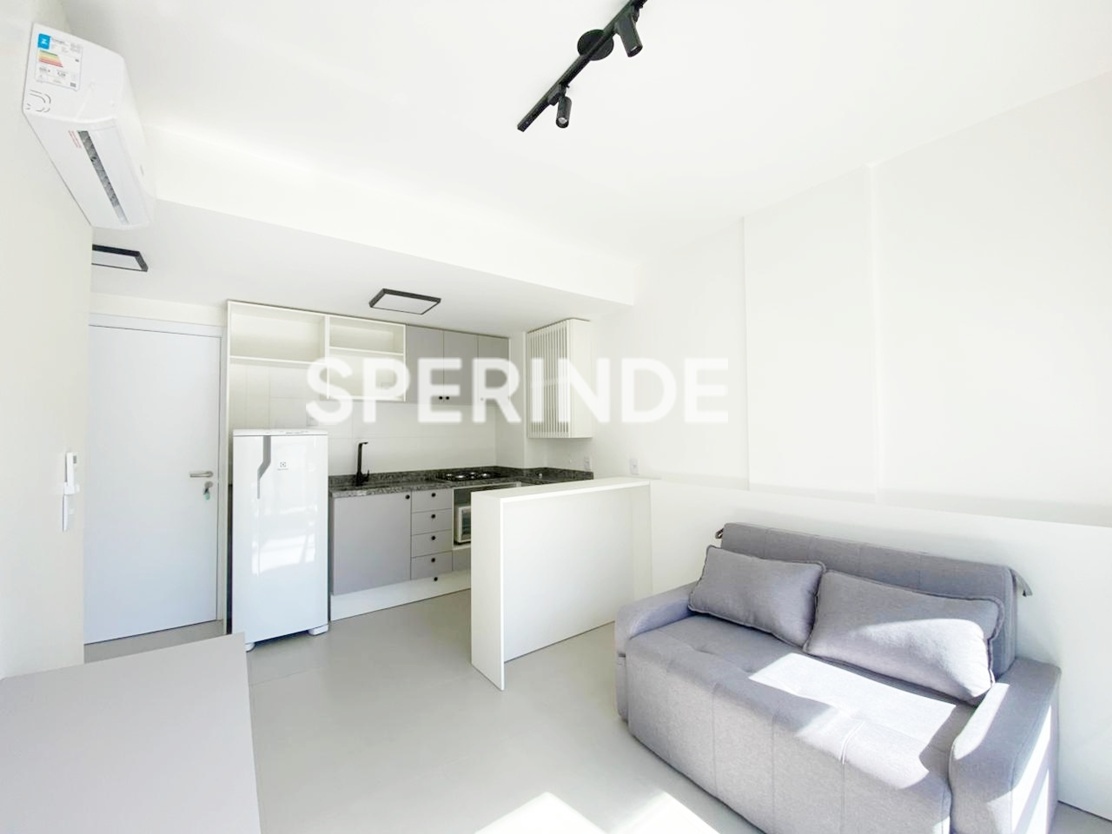 Apartamento para alugar com 32m², 1 quarto, 1 vaga no bairro Cidade Baixa em Porto Alegre