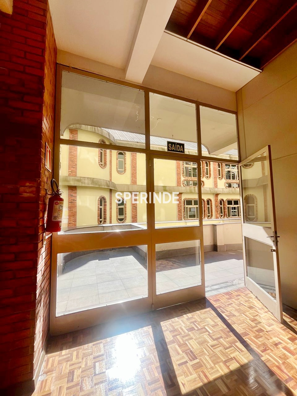 Sala para alugar com 111m² no bairro Exposição em Caxias do Sul