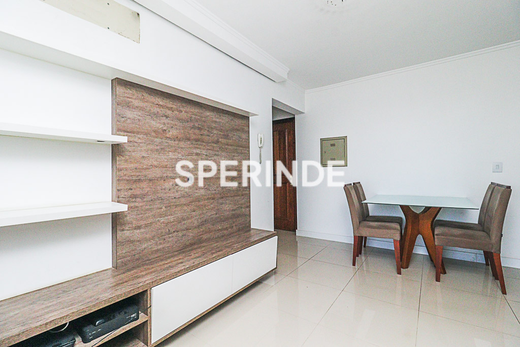 Apartamento para alugar com 40m², 1 quarto, 1 vaga no bairro Cristo Redentor em Porto Alegre
