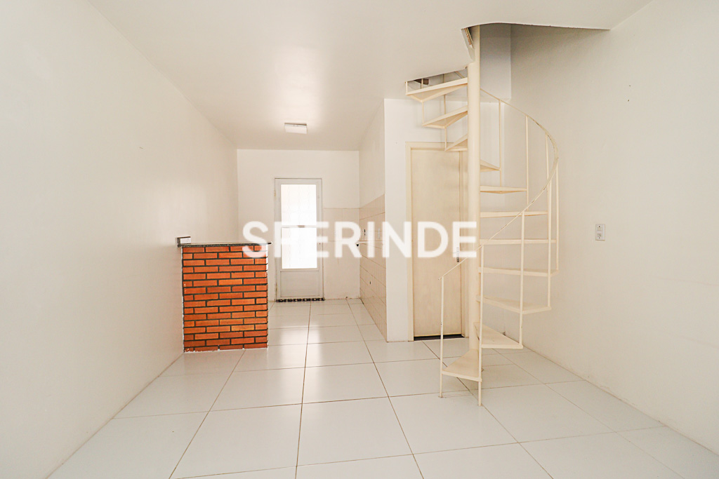 Casa em Condomínio para alugar com 90m², 2 quartos, 1 vaga no bairro Hipica em Porto Alegre