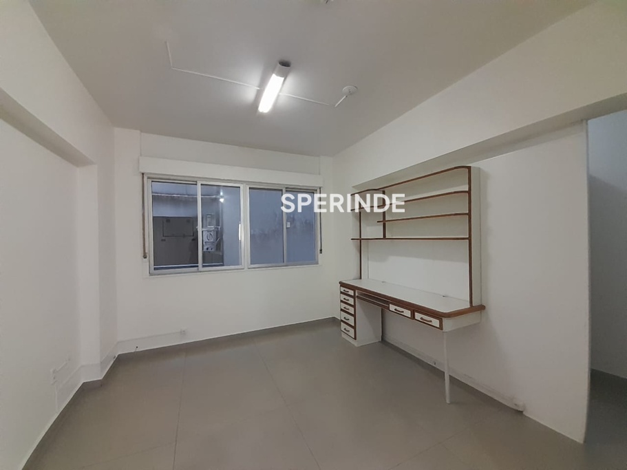 Sala para alugar com 25m², 1 vaga no bairro Cinquentenario em Caxias do Sul