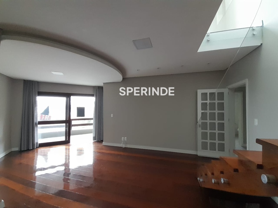 Cobertura para alugar com 370m², 3 quartos, 2 vagas no bairro Petrópolis em Caxias do Sul