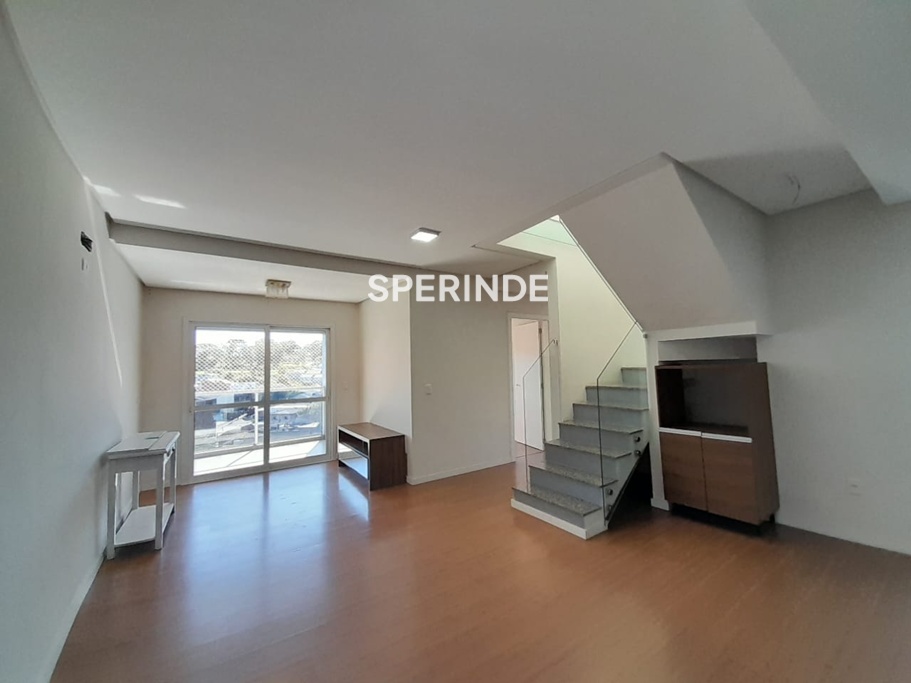 Apartamento para alugar com 170m², 3 quartos, 2 vagas no bairro Medianeira em Caxias do Sul