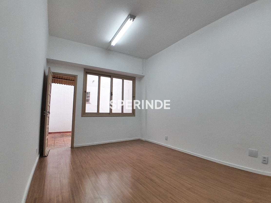 Sala para alugar com 24m² no bairro Passo d'Areia em Porto Alegre