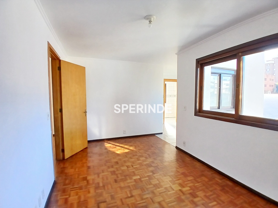 Apartamento para alugar com 90m², 2 quartos no bairro Medianeira em Caxias do Sul