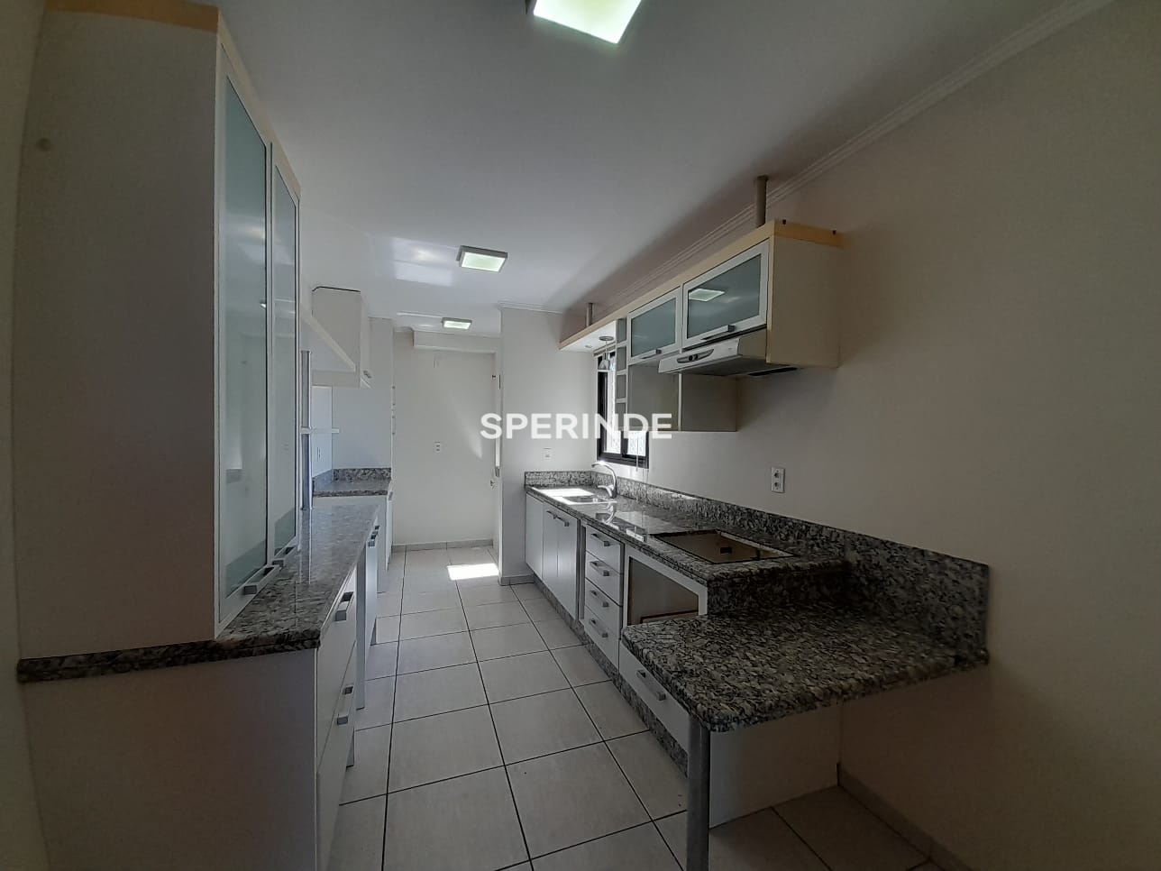 Apartamento para alugar com 120m², 3 quartos, 1 vaga no bairro Lourdes em Caxias do Sul