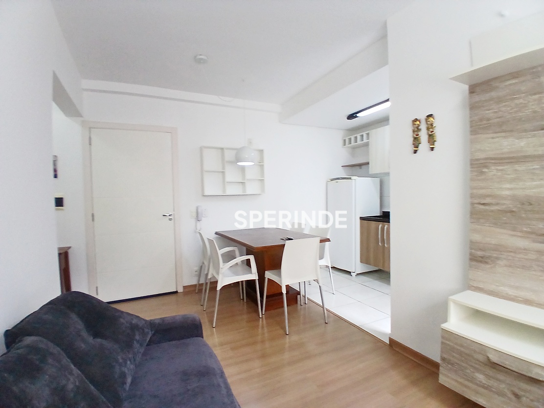 Apartamento para alugar com 40m², 1 quarto no bairro Petrópolis em Caxias do Sul