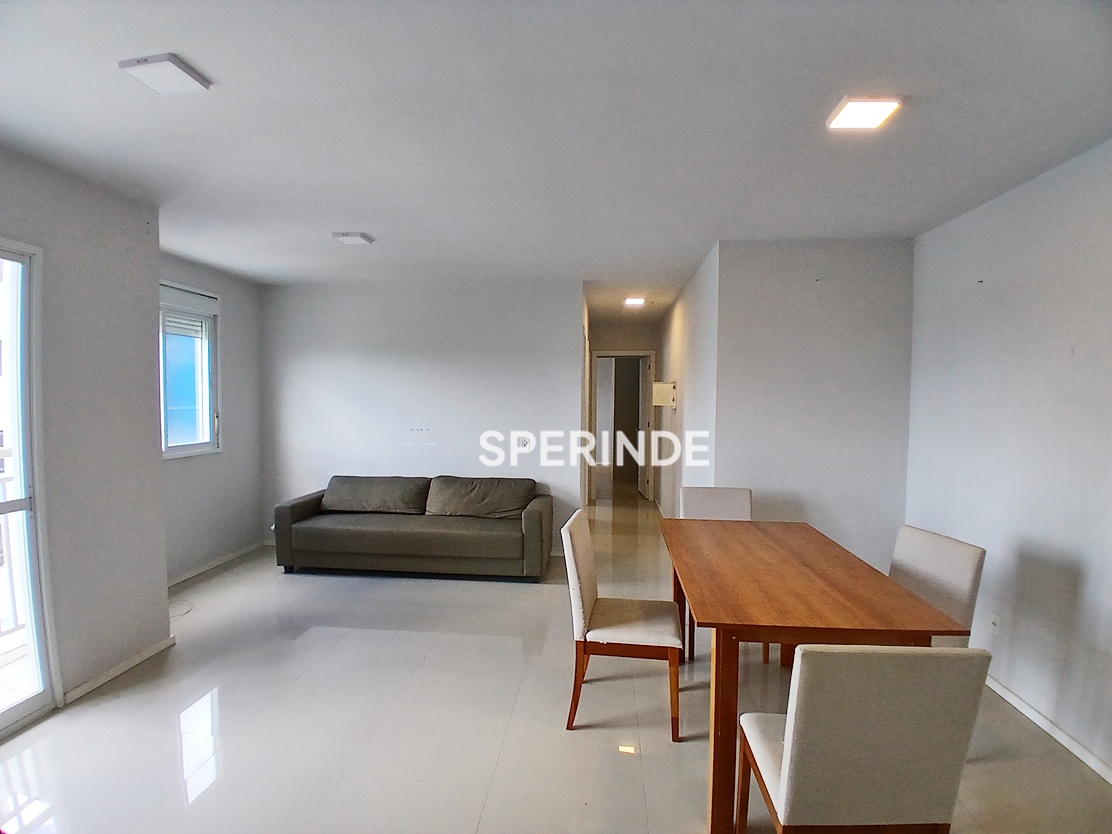 Apartamento para alugar com 80m², 2 quartos no bairro Lazzer em Caxias do Sul